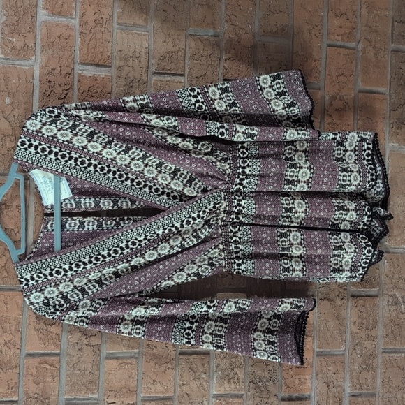 California Moonrise Bohemian Patterned Bell Sleeve Shorts Romper Size Small - Picture 3 of 9